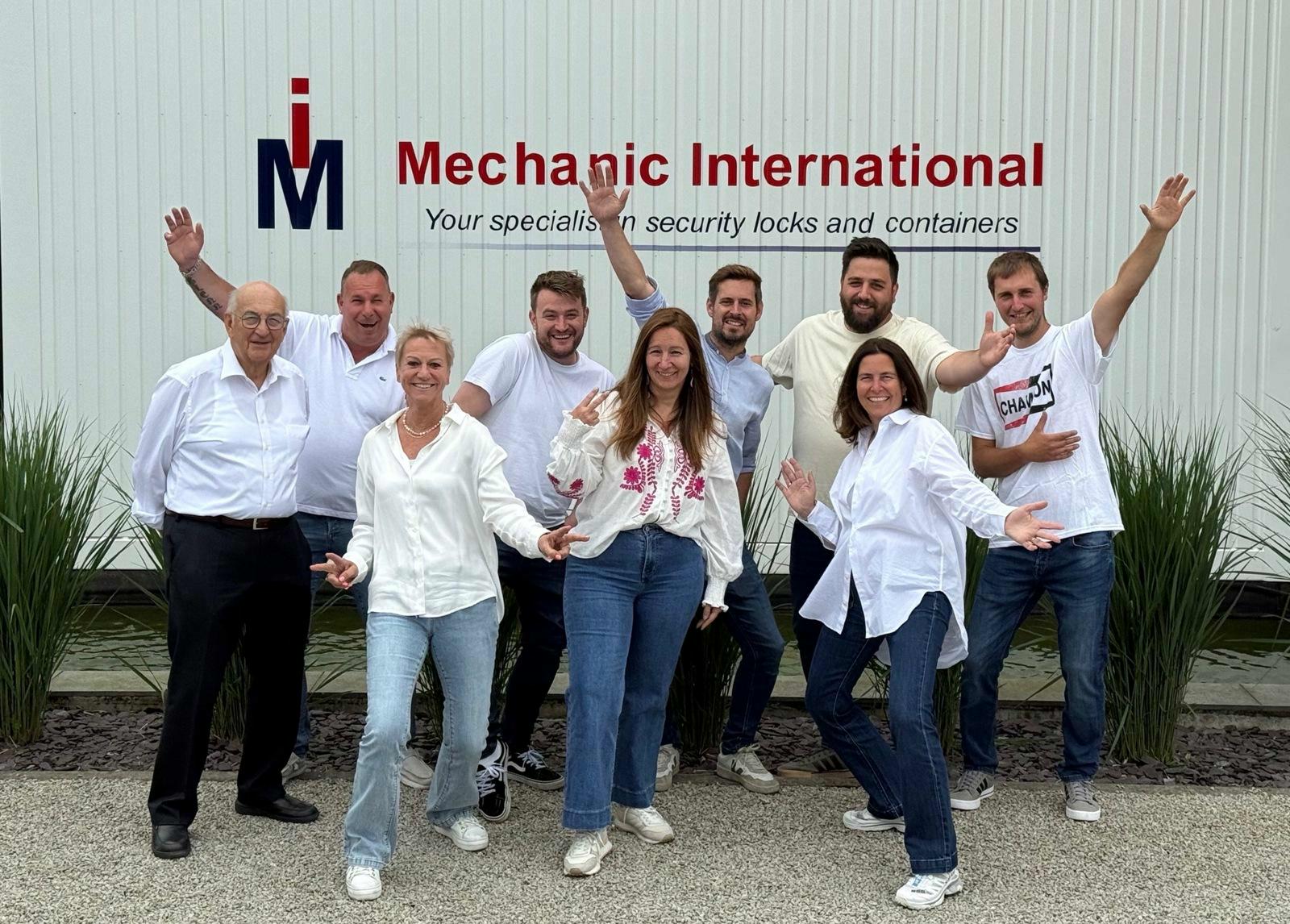 Mechanic International remains open during the summer holidays ...