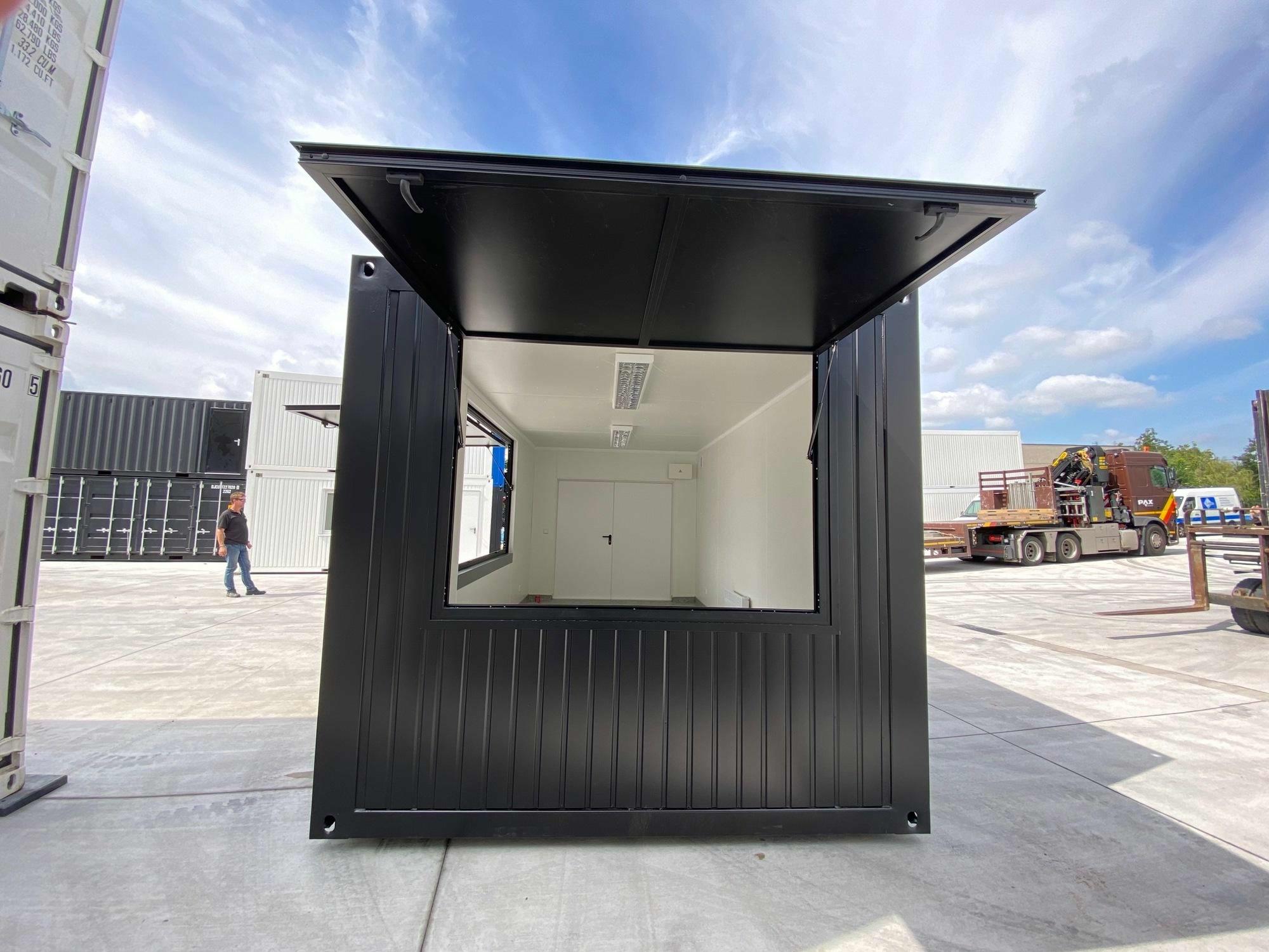 Mechanic International - Op maat gemaakte barcontainer 6x3m | Mobiele ...