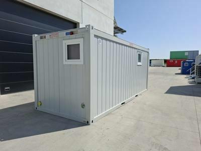 Sanitaire container met douches
