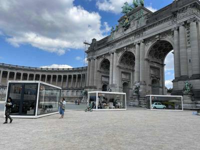 Glascontainer mit Beklebung 20FT