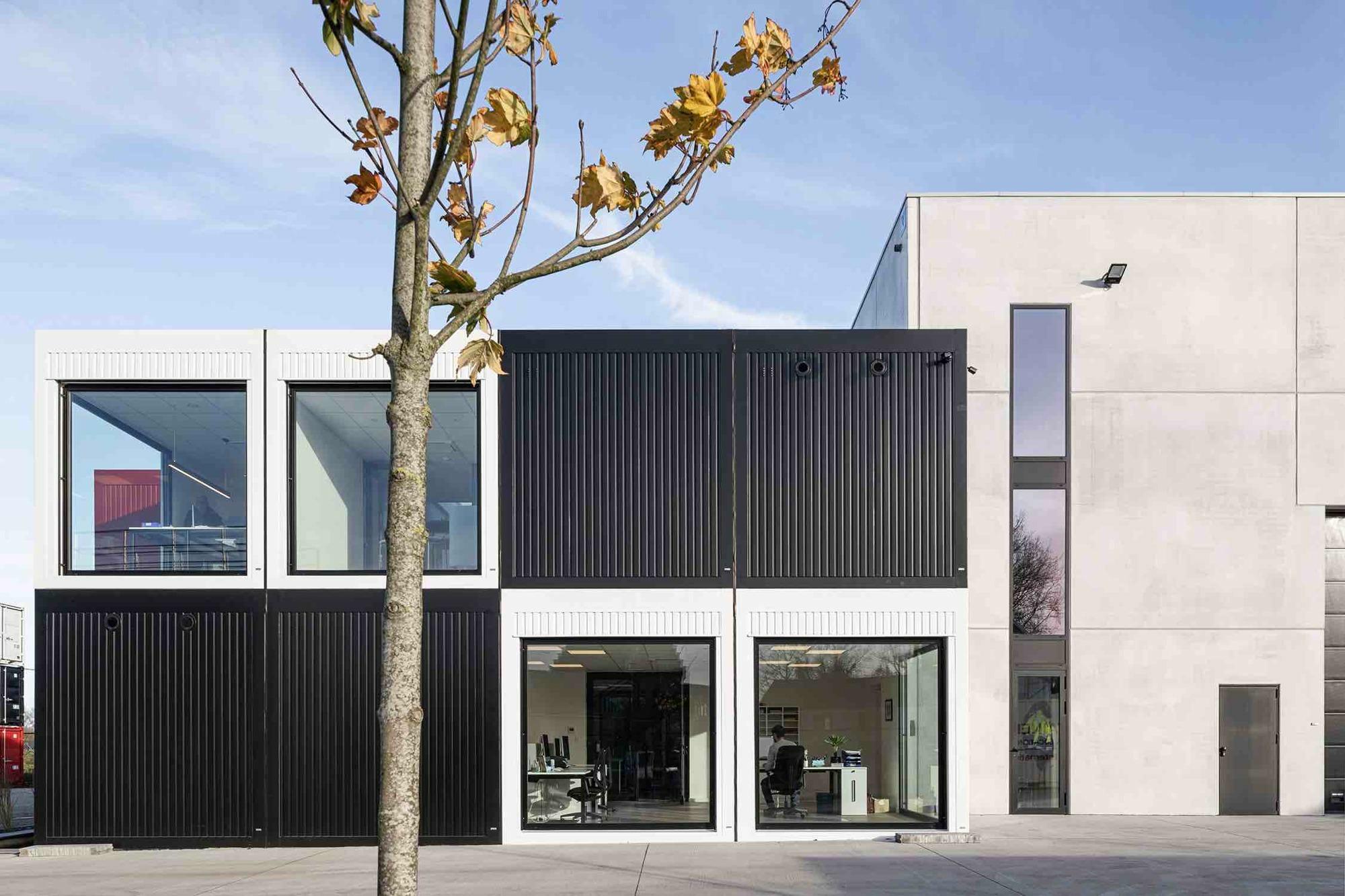 Modulares Gewerbegebäude - Mechanic International