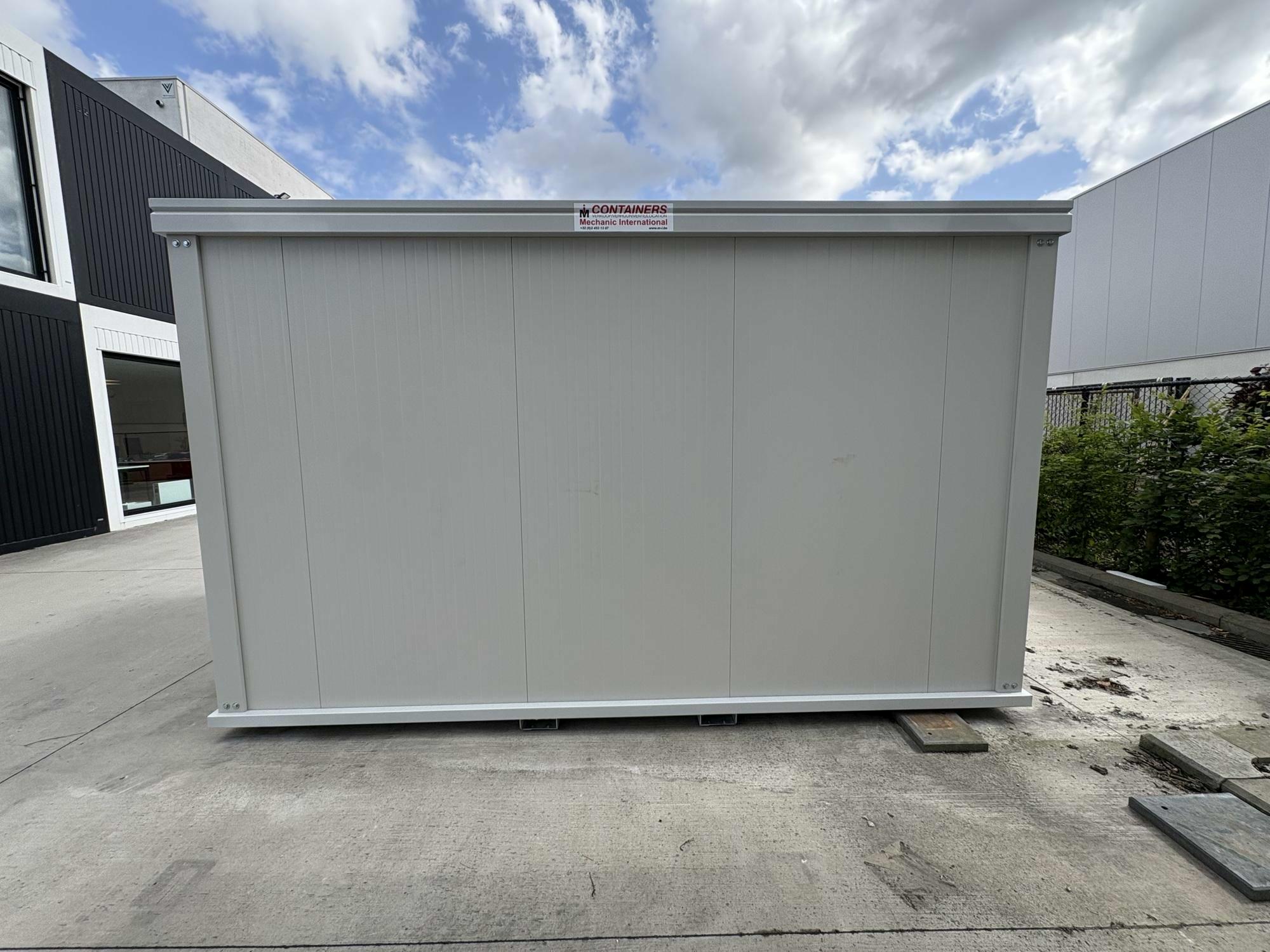 Nouveau conteneur de chantier 4.00 x 2.40 m de Mechanic International