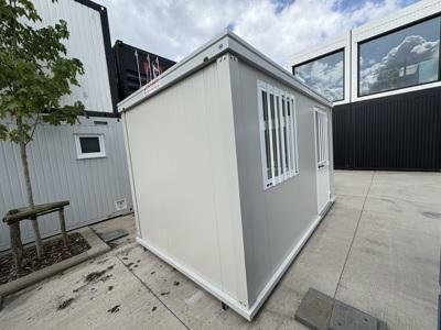 Nouveau conteneur de chantier 4.00 x 2.40 m de Mechanic International