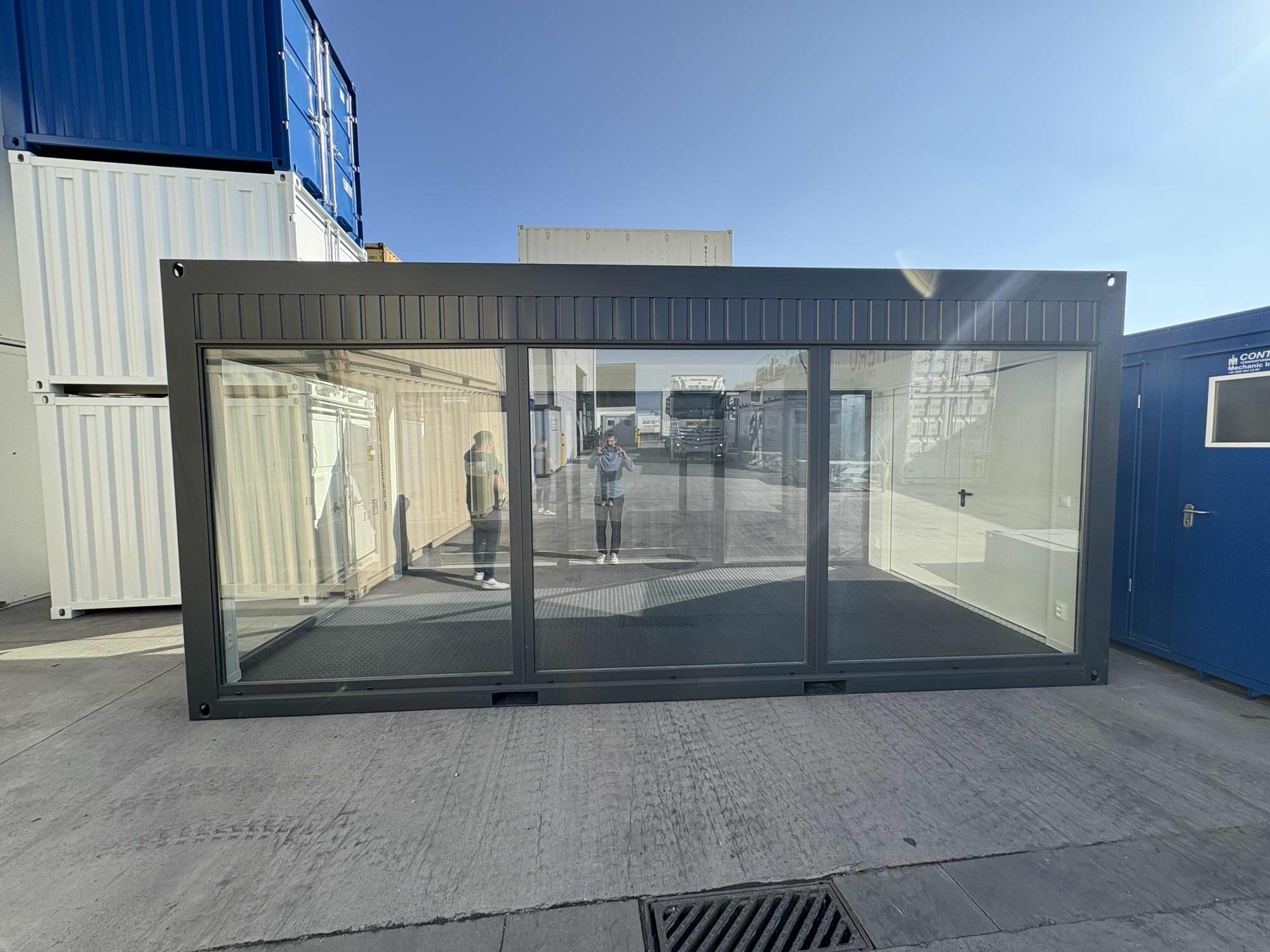 Custom Containers I Mechanic International | Mechanic International