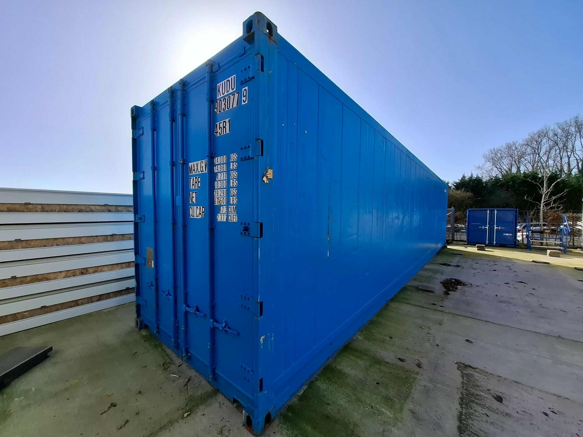 Conteneur frigorifique 40FT HC d'occasion avec moteur opérationnel chez Mechanic International