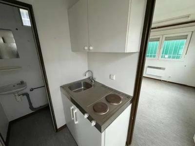 Tweedehands Bureelunit 8x3m (Keuken/WC/Sas)