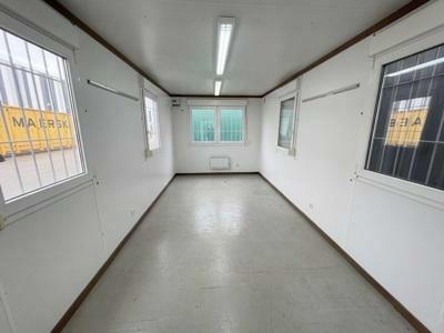 Used Office Unit 8x3m (Kitchen/WC/Lobby)