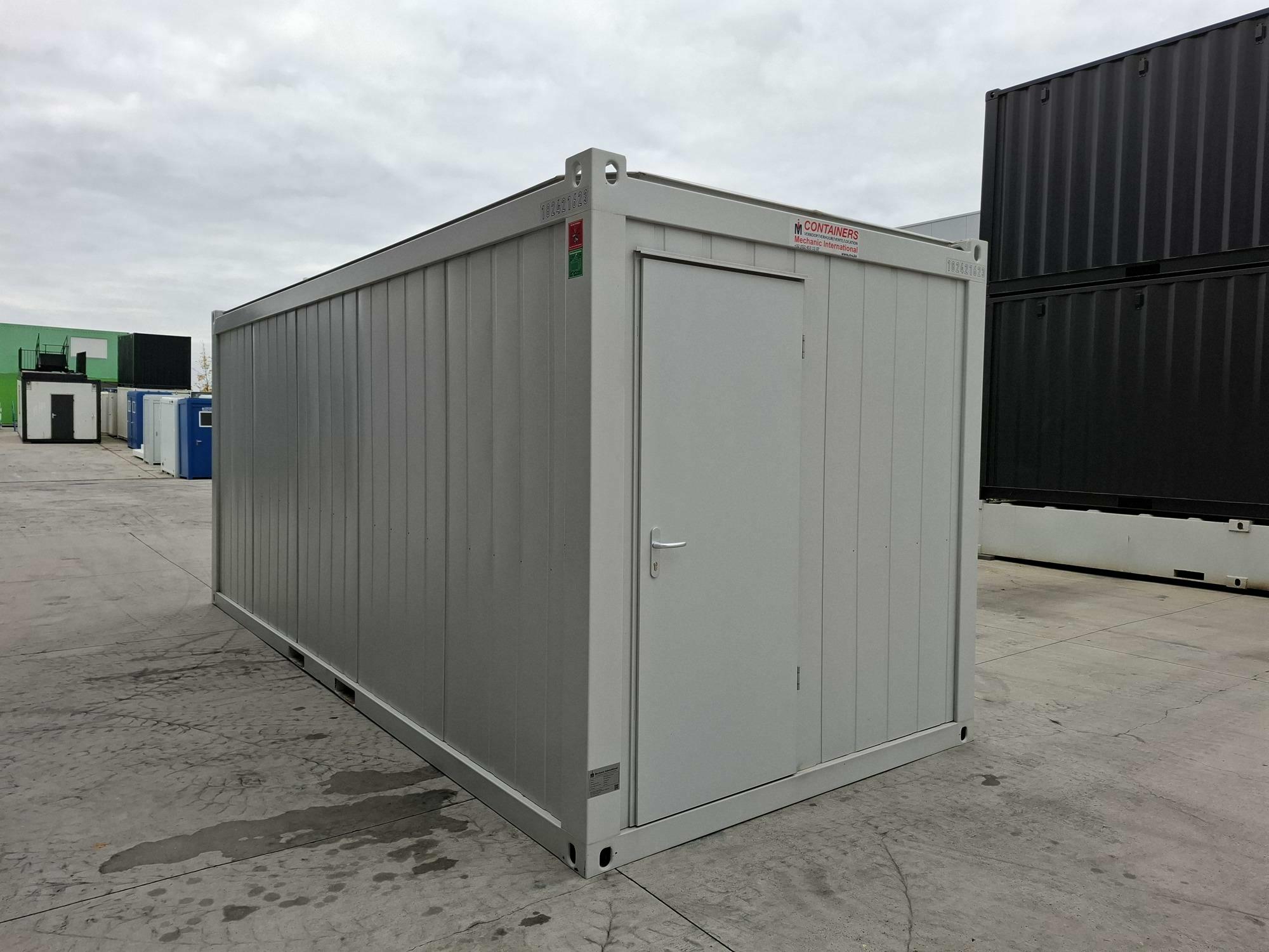 Neuer 20FT Bürocontainer Classic Line mit Fenstern an der kurzen Seite von Mechanic International