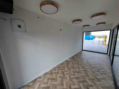 Modular reception and control post for Sanef and Certas