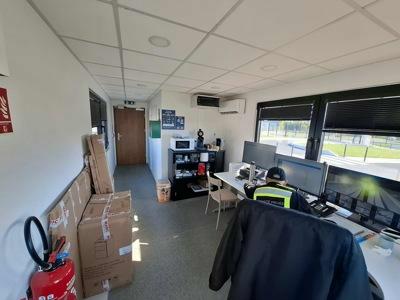Modular reception and control post for Sanef and Certas