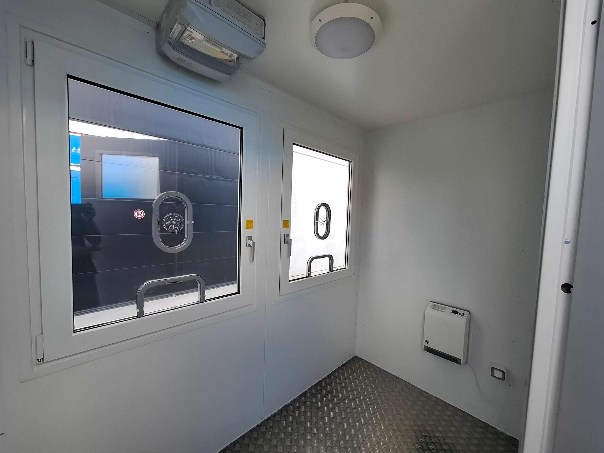 Conteneur caisse 8FT de Mechanic International