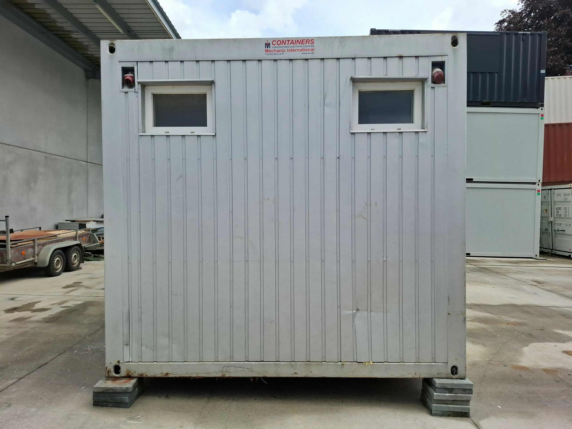 Gebrauchter Sanitärcontainer 3x3m